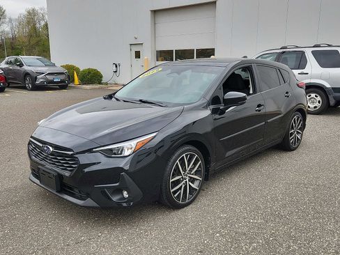 Used 2025 Subaru Impreza 2.0i Sport image 3