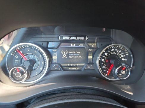 Used 2024 RAM 2500 Laramie AWD/4WD image 27