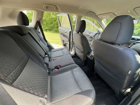 Used 2018 Nissan Rogue S AWD/4WD image 14