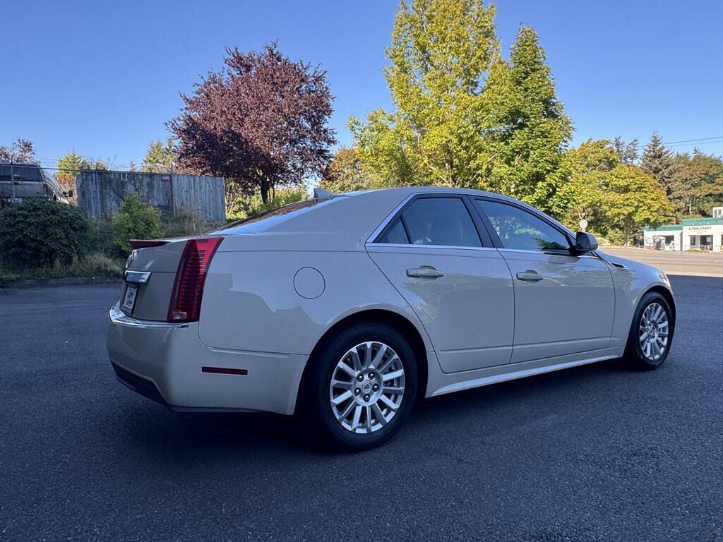 Used 2011 Cadillac CTS Luxury AWD/4WD image 3
