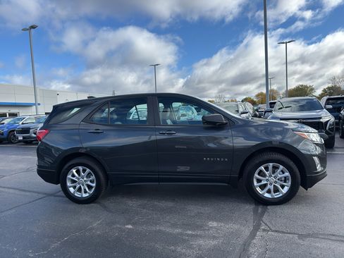 Certified 2021 Chevrolet Equinox LS image 4