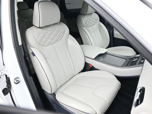 Used 2021 Hyundai Palisade Calligraphy image 18