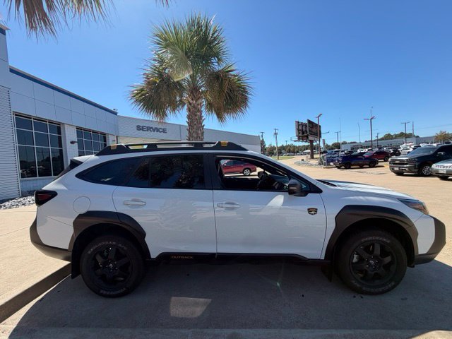 Certified 2025 Subaru Outback Wilderness AWD/4WD image 22