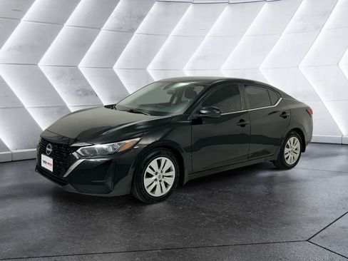 Used 2024 Nissan Sentra S FWD image 3