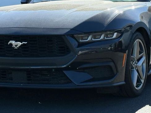 Used 2024 Ford Mustang Convertible RWD image 2