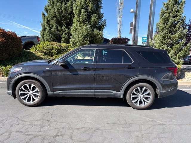 Used 2026 Ford Explorer ST-Line AWD/4WD image 3