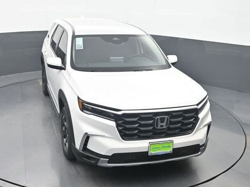 Certified 2025 Honda Pilot EX-L image 16