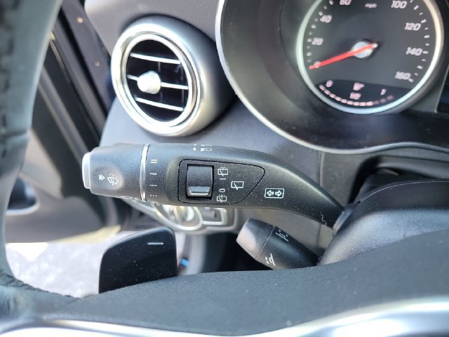 Used 2020 Mercedes-Benz GLC 300 image 24