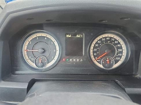Used 2017 RAM 1500 Express AWD/4WD image 14