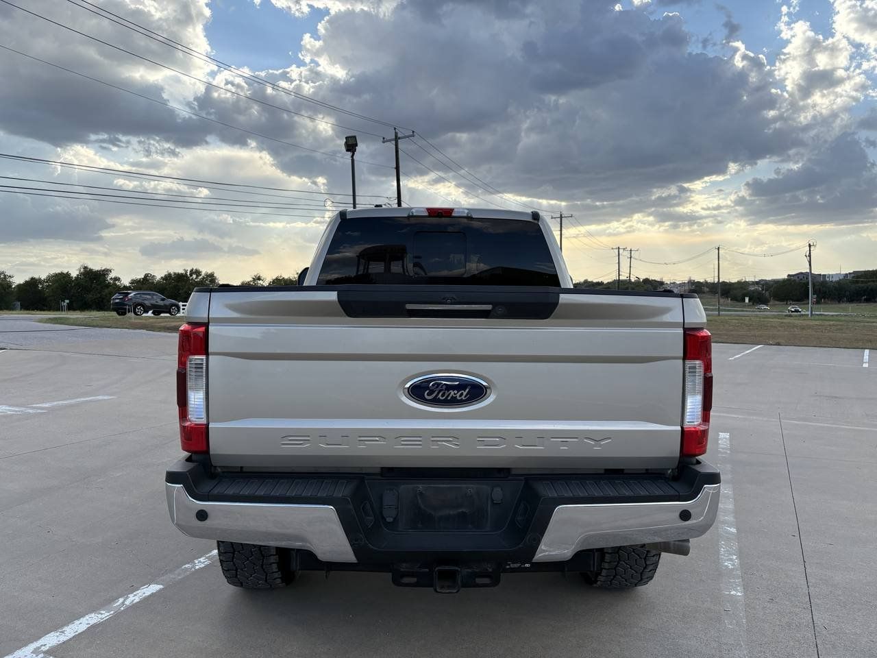 Used 2017 Ford F250 Lariat w/ Lariat Ultimate Package AWD/4WD image 4