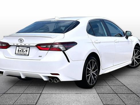 Used 2024 Toyota Camry SE FWD image 13