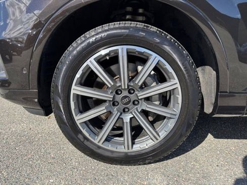 Used 2023 Audi Q7 2.0T Premium Plus w/ Premium Plus Package image 9