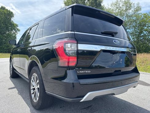 Used 2018 Ford Expedition Limited RWD image 3