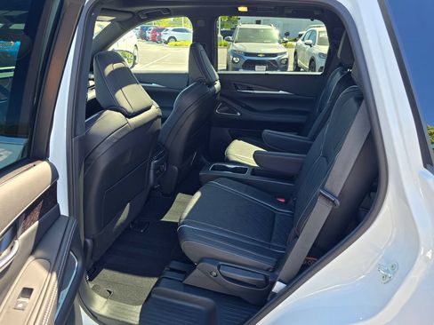 Used 2025 INFINITI QX60 Autograph w/ Cargo Package AWD/4WD image 27