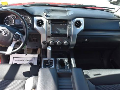 Used 2017 Toyota Tundra SR5 w/ TRD Off Road Package AWD/4WD image 20