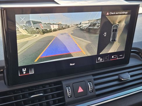 Used 2021 Audi Q5 Prestige image 24