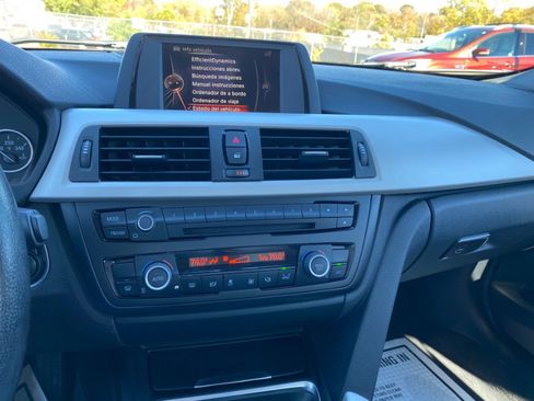 Used 2015 BMW 320i xDrive Sedan image 18