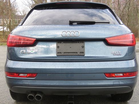 Used 2018 Audi Q3 2.0T Premium Plus w/ Premium Plus Package AWD/4WD image 6