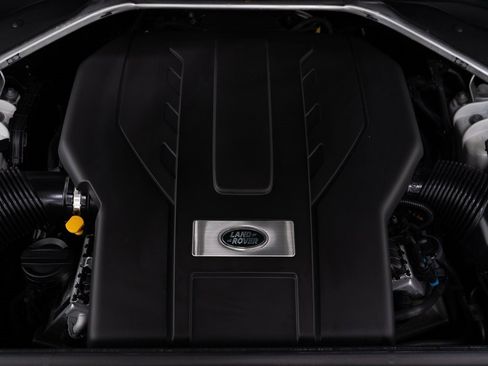 Used 2023 Land Rover Range Rover SV image 56