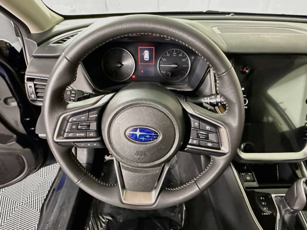 Used 2025 Subaru Outback Premium AWD/4WD image 22