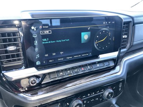 Used 2023 Chevrolet Silverado 1500 RST w/ Convenience Package II image 16