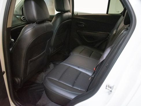 Used 2016 Chevrolet Trax LTZ w/ LPO, Protection Package AWD/4WD image 20