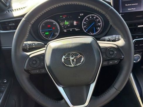 Certified 2022 Toyota Venza Limited w/ Advanced Technology Package AWD/4WD image 13