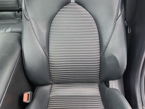 Used 2018 Toyota Camry SE image 14