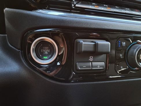 Used 2024 Chevrolet Silverado 1500 High Country w/ High Country Premium Package image 22