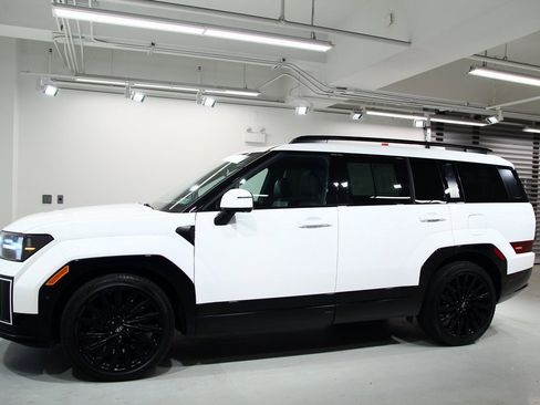 Used 2024 Hyundai Santa Fe Calligraphy image 15