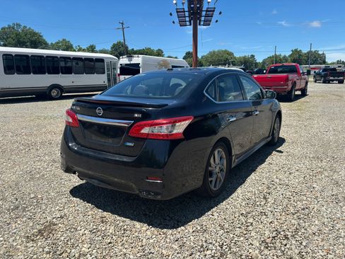 Used 2014 Nissan Sentra SR w/ Premium Package FWD image 5