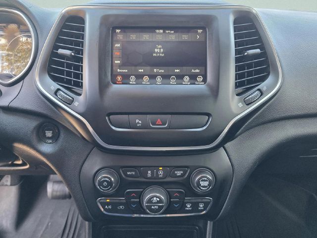 Used 2019 Jeep Cherokee Latitude Plus w/ Comfort/Convenience Group FWD image 37