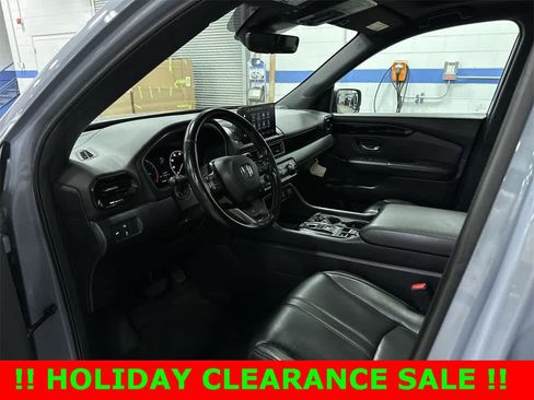 Used 2024 Honda Pilot TrailSport image 32