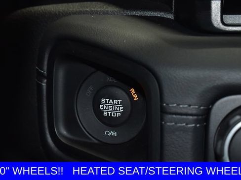 Used 2025 Jeep Wrangler Unlimited Sahara AWD/4WD image 23