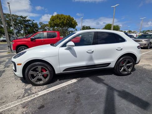 Used 2022 Porsche Macan S AWD/4WD image 4