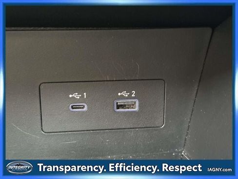 Used 2025 Nissan Pathfinder SV AWD/4WD image 28