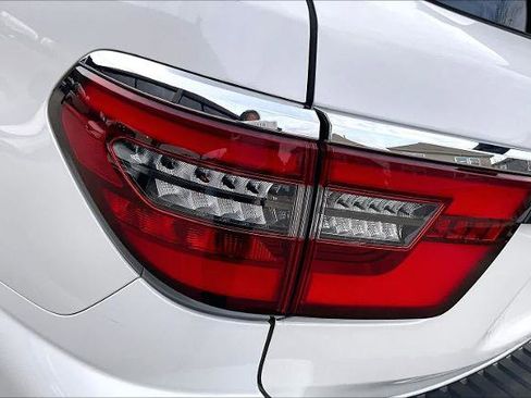 Certified 2023 Nissan Armada Platinum w/ Captain's Chairs Package image 28