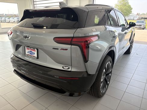 Used 2025 Chevrolet Blazer EV RS image 4