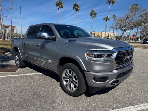 Used 2024 RAM 1500 Limited image 9