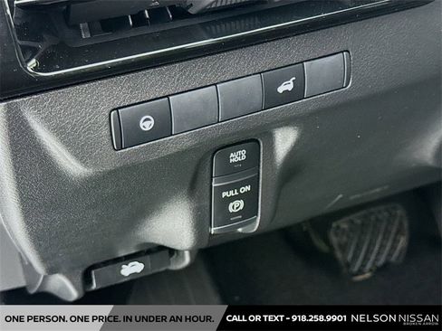 New 2025 Nissan Murano SV image 10