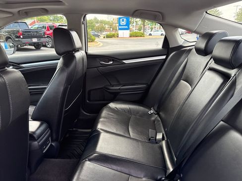 Used 2017 Honda Civic Touring image 20
