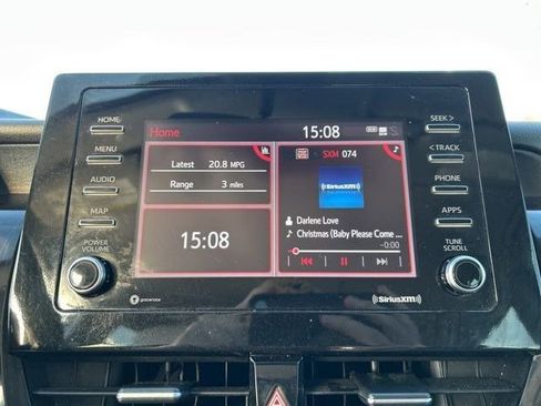 Used 2022 Toyota Camry SE image 21