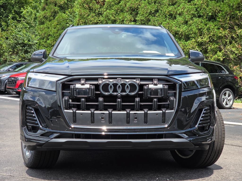 Certified 2026 Audi Q7 2.0T Premium AWD/4WD image 3