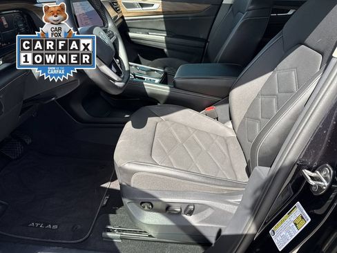 Used 2024 Volkswagen Atlas SE FWD image 15