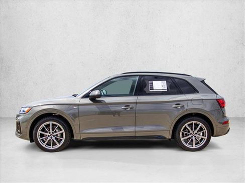 Certified 2023 Audi Q5 e Prestige w/ Prestige Package AWD/4WD image 8