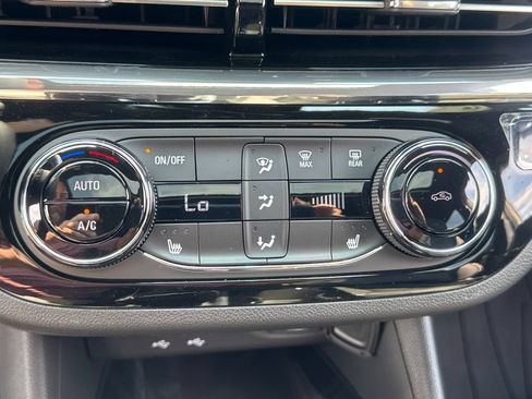 New 2026 Buick Envista Sport Touring w/ Studio Series FWD image 19