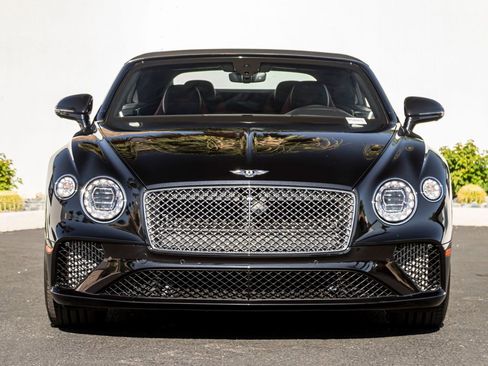 Certified 2023 Bentley Continental GT V8 AWD/4WD image 10