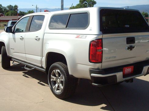 Used 2020 Chevrolet Colorado Z71 AWD/4WD image 6