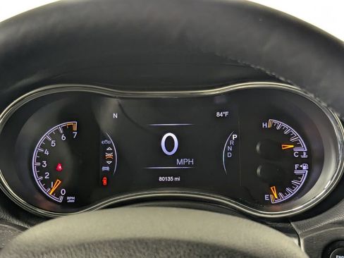 Used 2018 Jeep Grand Cherokee Altitude RWD image 17