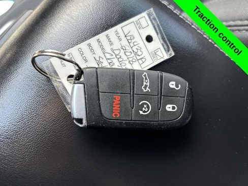 Used 2018 Dodge Charger SXT RWD image 22